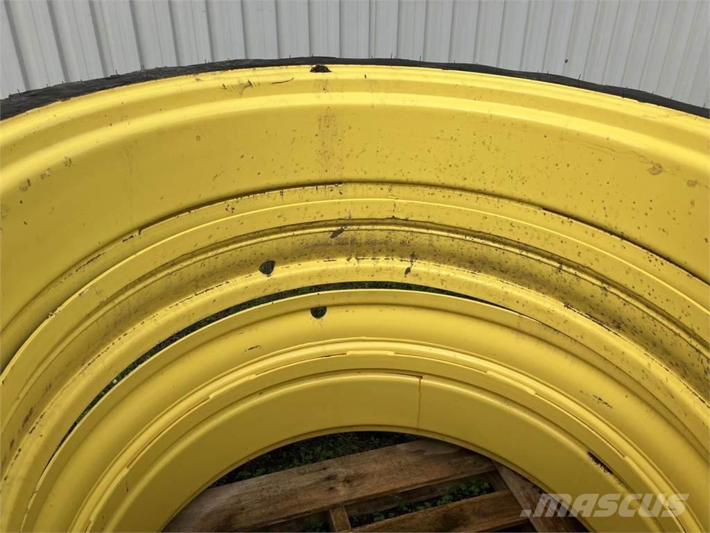Taurus 270/95R44 Gume, kolesa in platišča