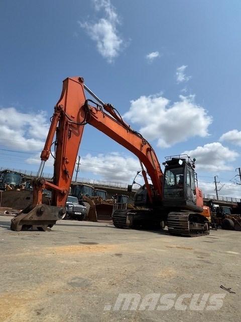 Hitachi ZX 225 Bagri goseničarji