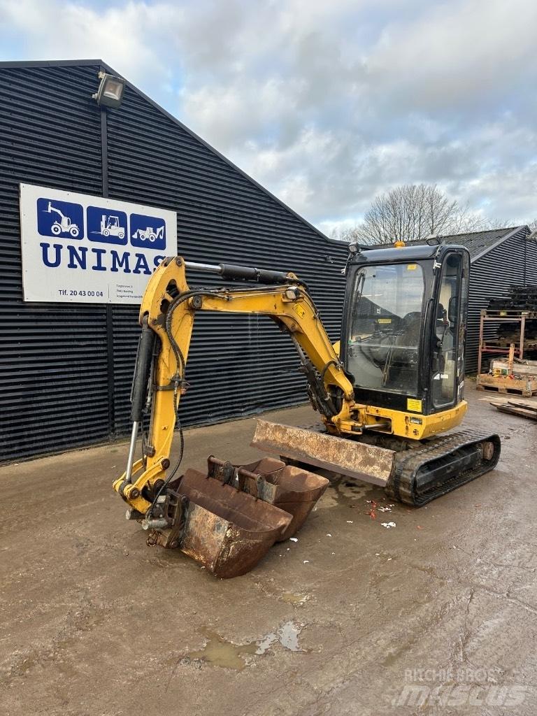 CAT 302.7DCR Mini bagri <7t