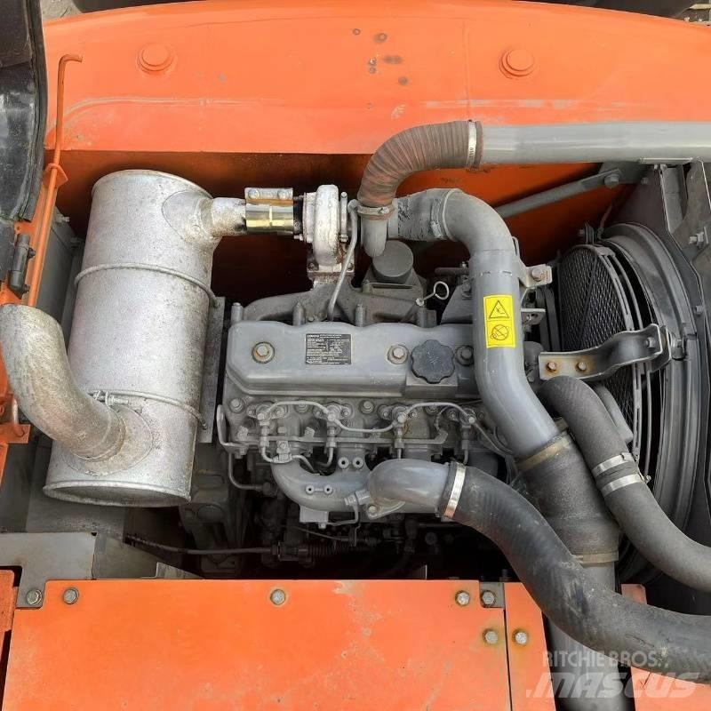 Hitachi ZX 160 Bagri goseničarji