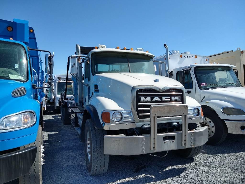 Mack GRANITE CV713 Komunalni tovornjaki