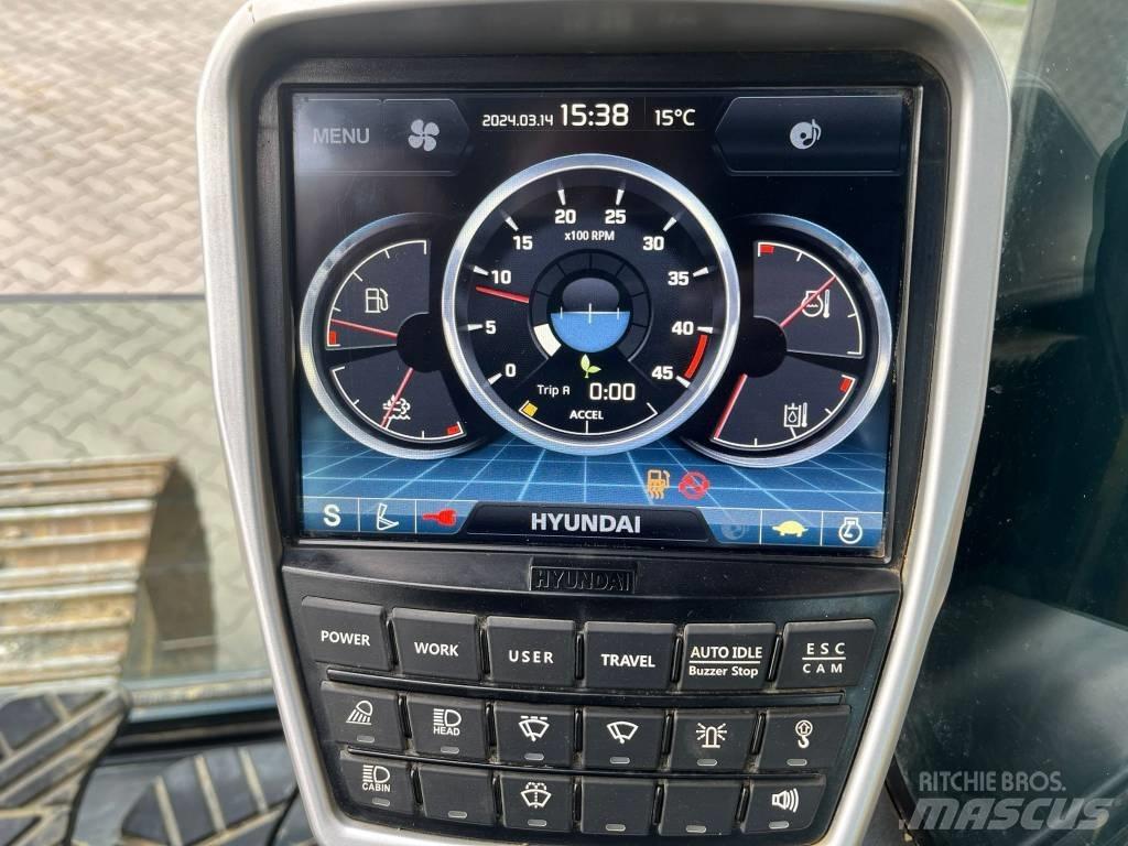 Hyundai HX 220 L Bagri goseničarji