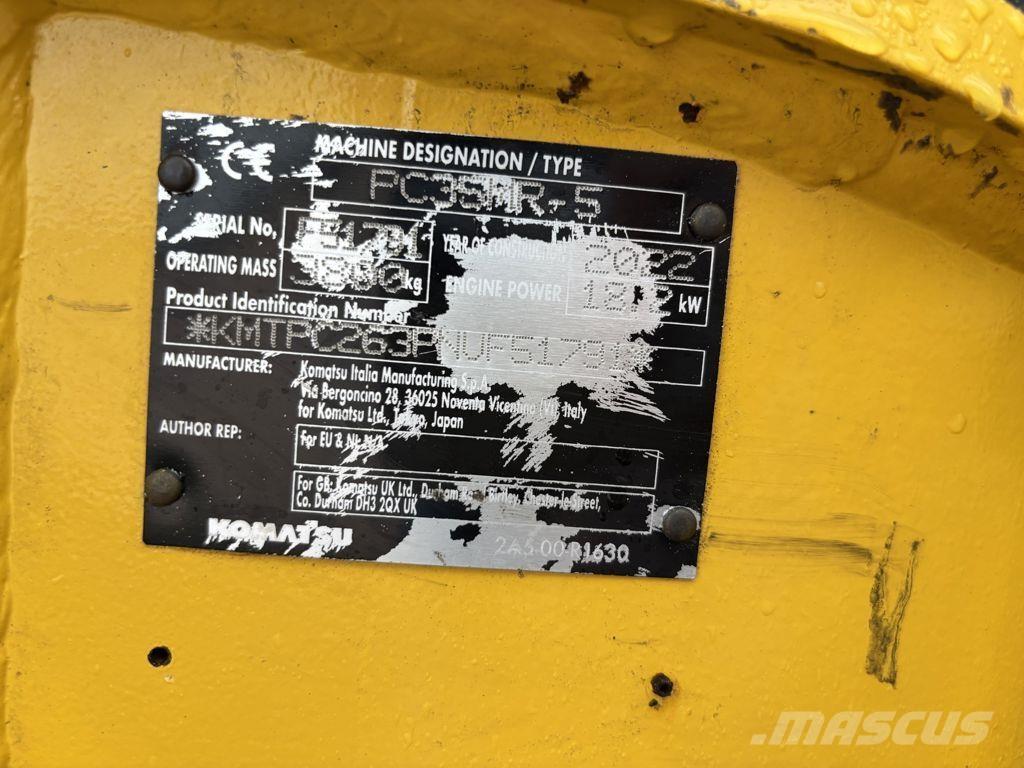 Komatsu PC35 Mini bagri <7t