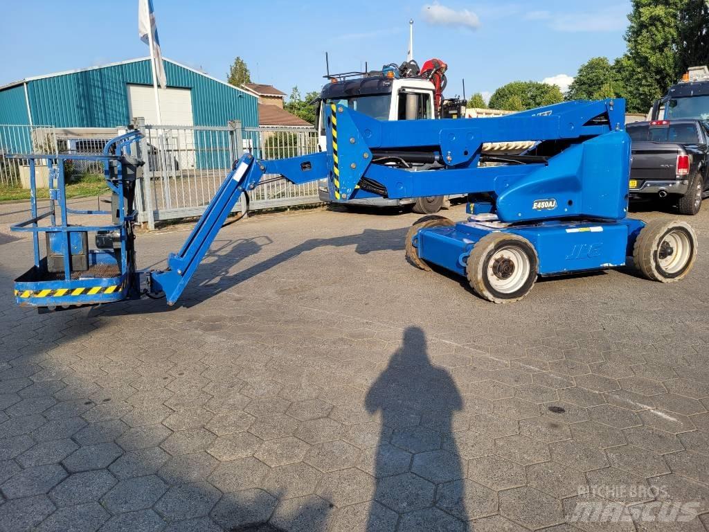 JLG E 450 AJ Zglobne dvižne ploščadi