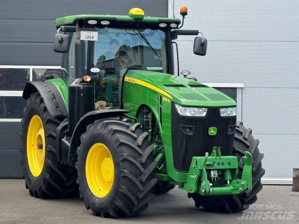 John Deere 8310 R Traktorji