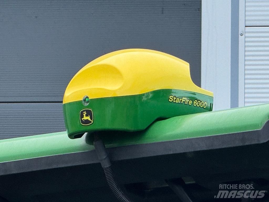 John Deere 8310 R Traktorji