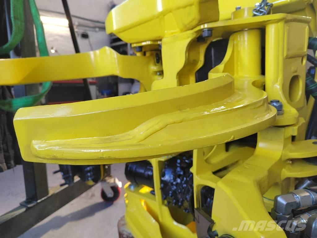 John Deere H412 Glave za kombajne