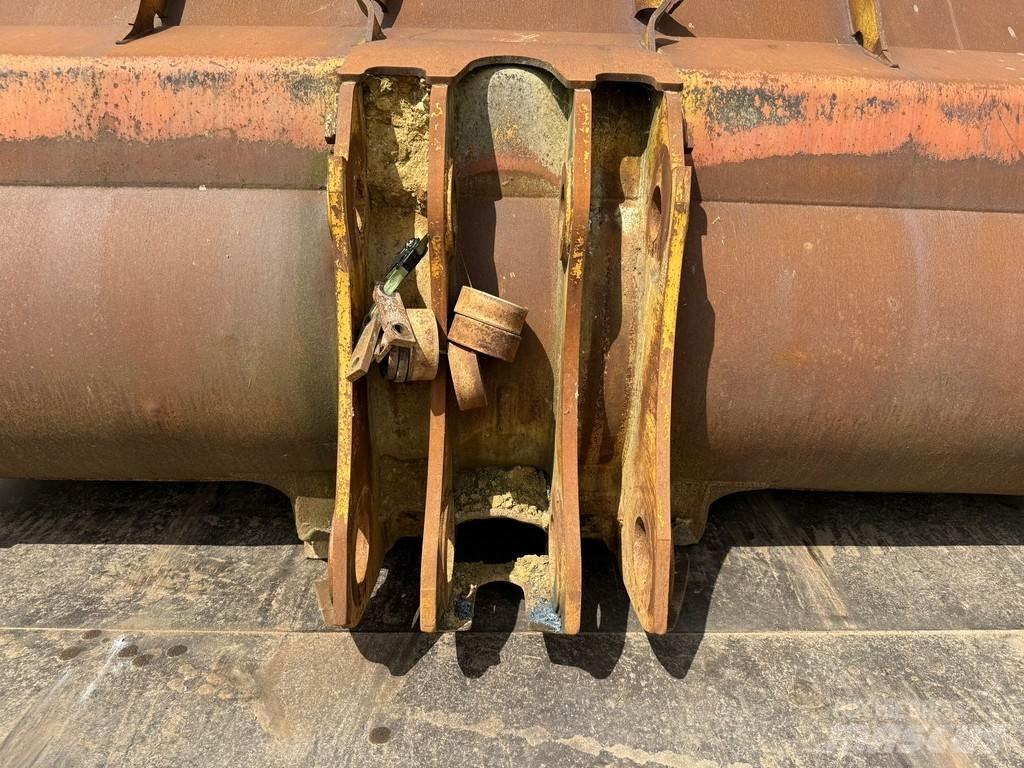 CAT Bucket 988H Žlice