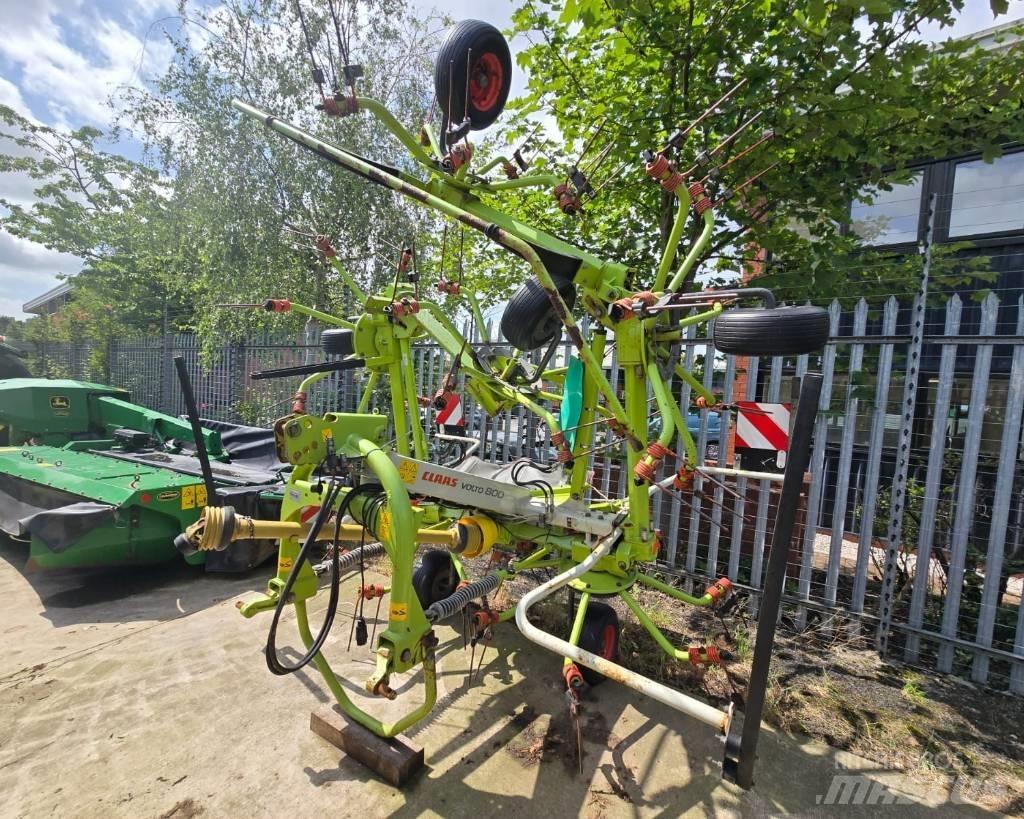 CLAAS Volto 800 Obračalniki in zgrabljalniki