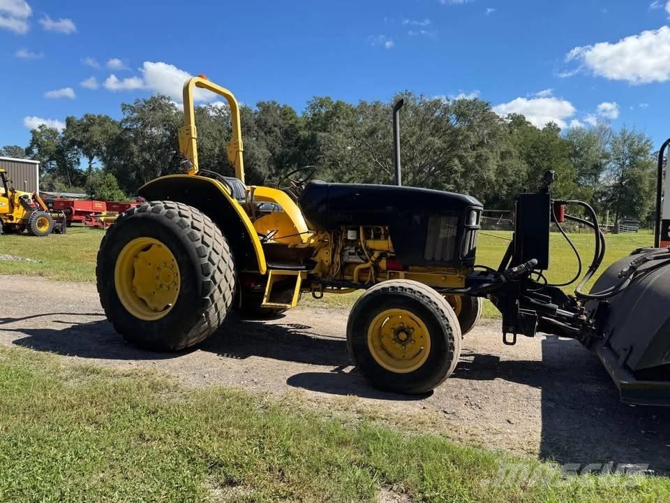 John Deere 5320 Traktorji