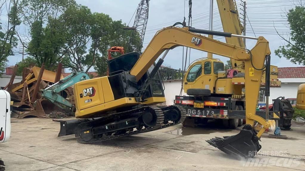 CAT 307 Mini bagri <7t