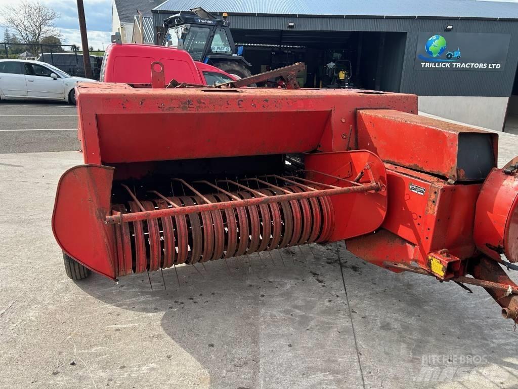 Massey Ferguson 120 Balirke (kvadratne bale)