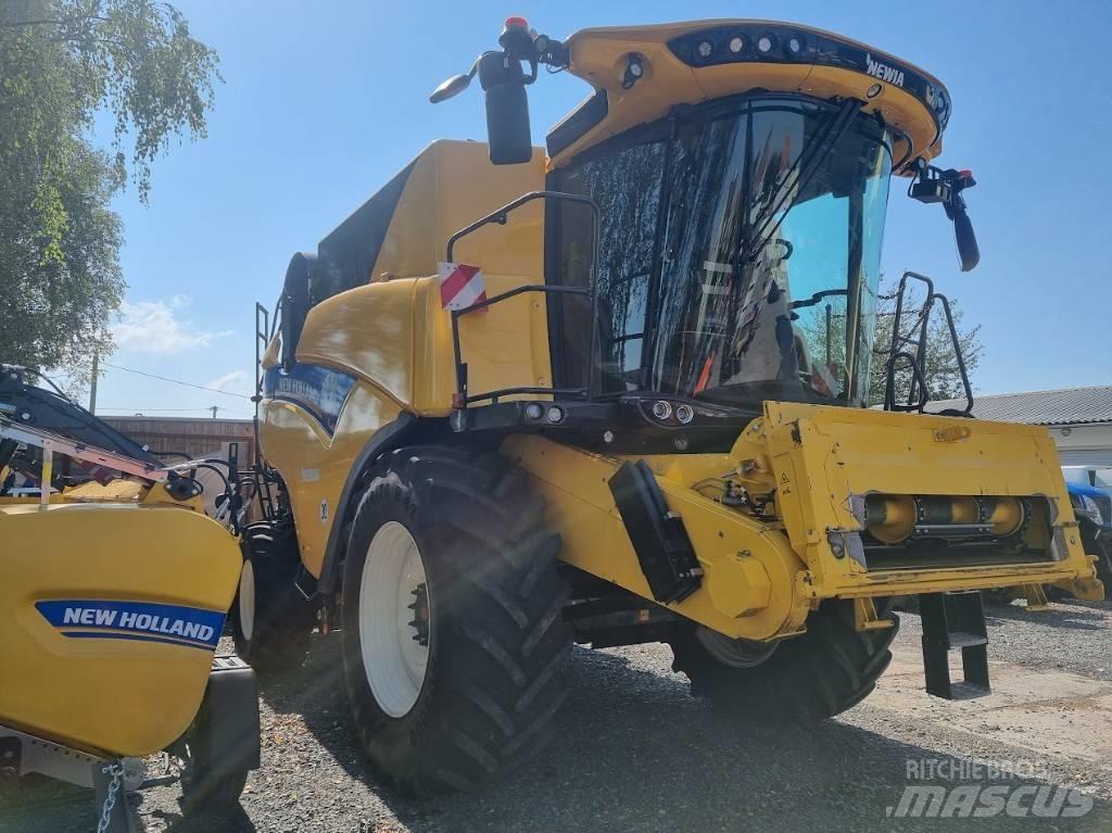 New Holland CX 8.70 Kombajni