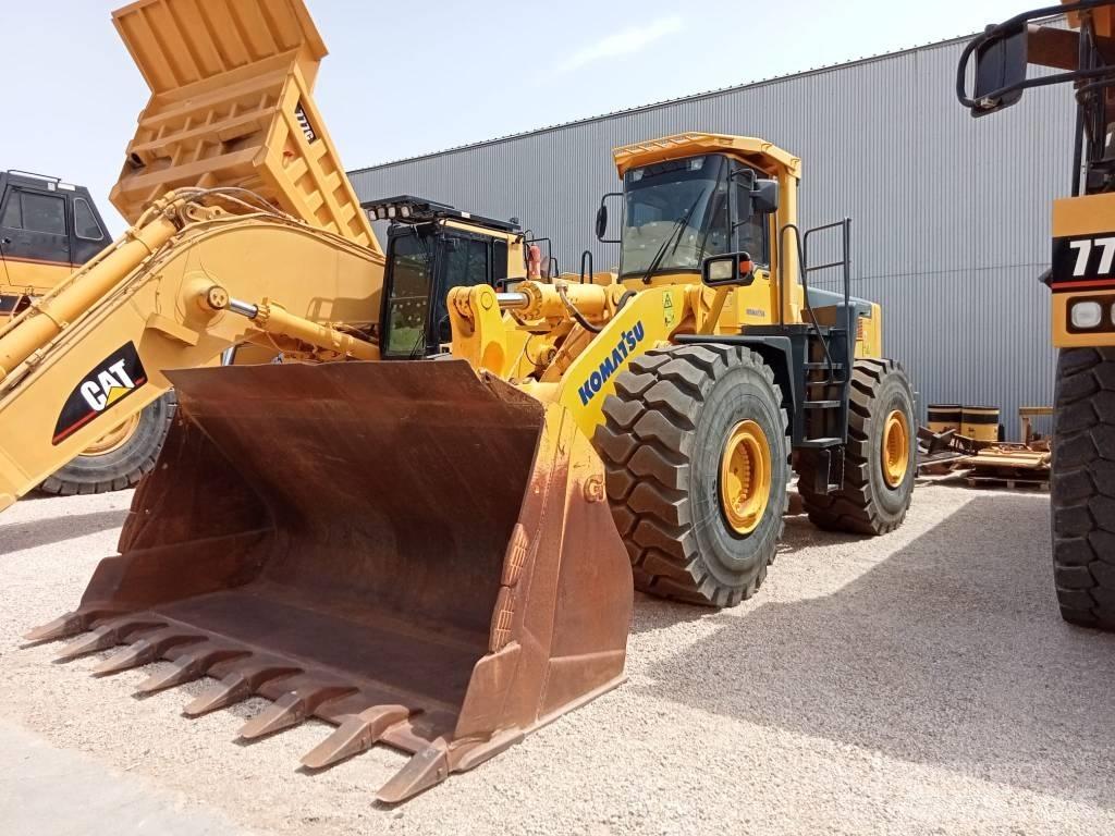 Komatsu WA500-3 Kolesni nakladalci