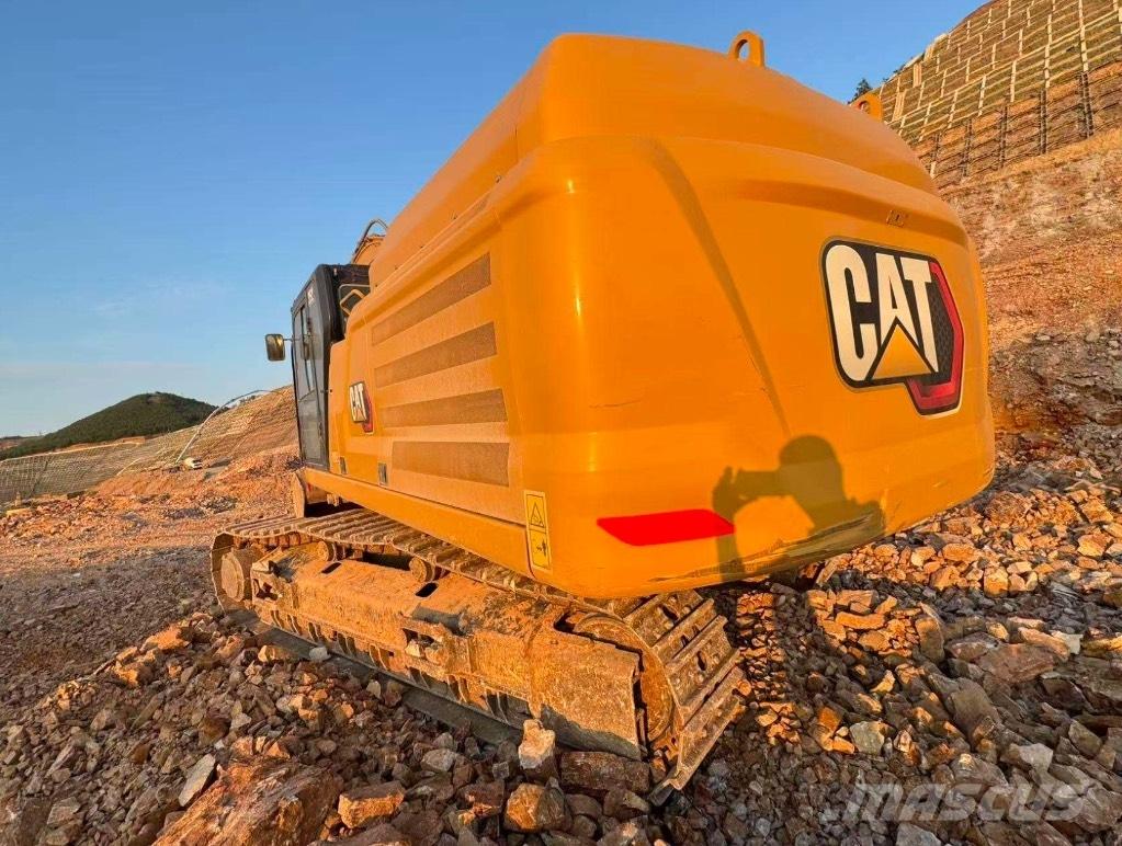 CAT 352 Bagri goseničarji