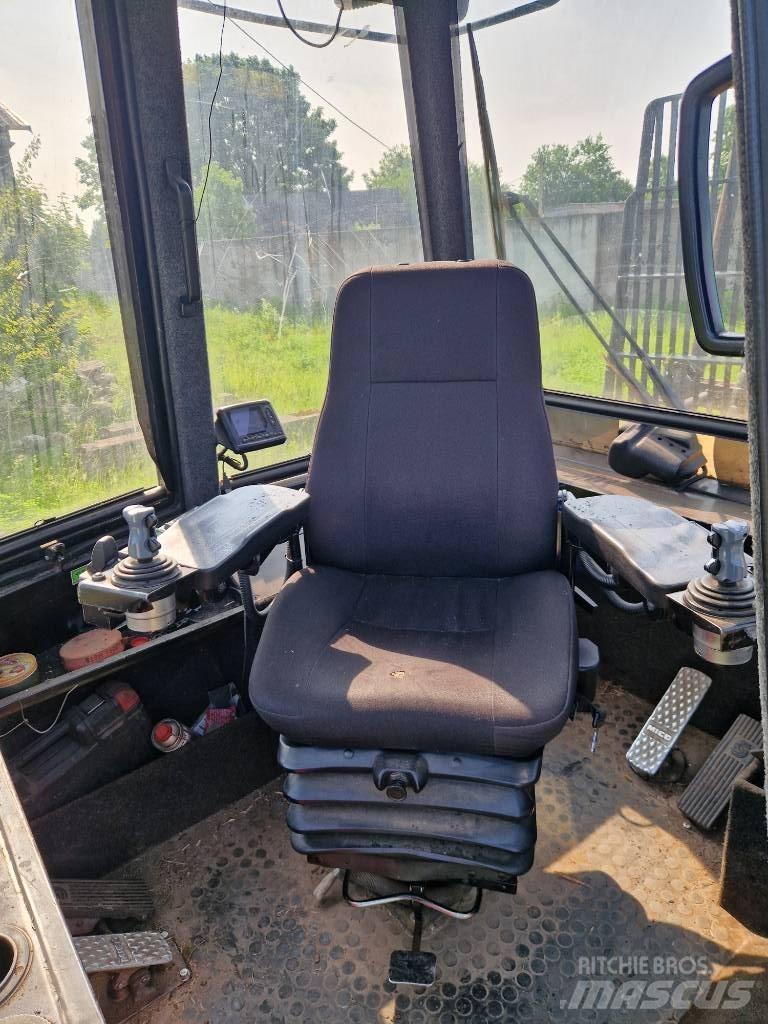 Metsis 408F Forwarderji