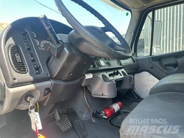 Freightliner M2 Vlečna vozila za tovornjake