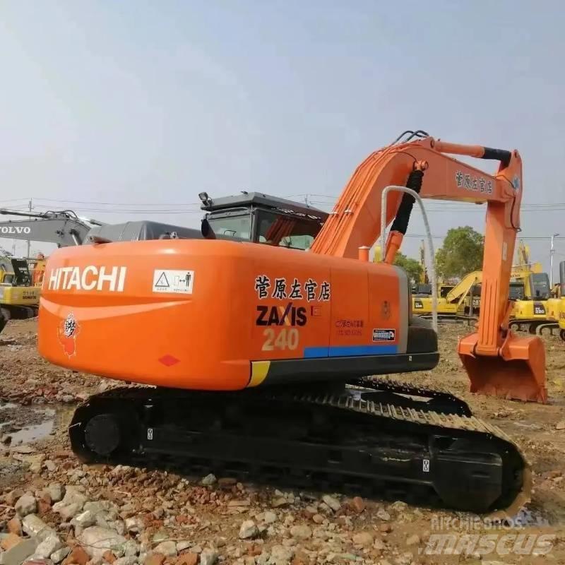 Hitachi ZX 240 Bagri goseničarji