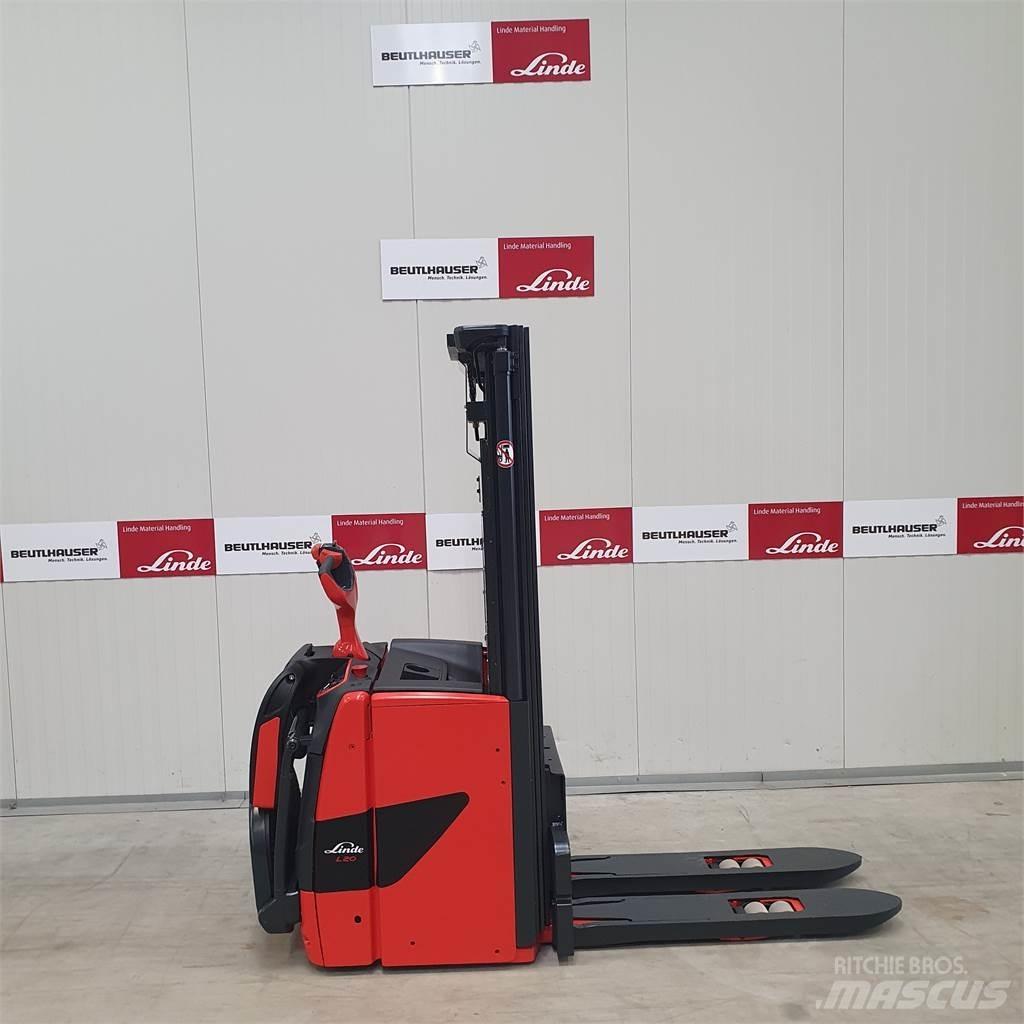 Linde L20APi Ročni električni viličar