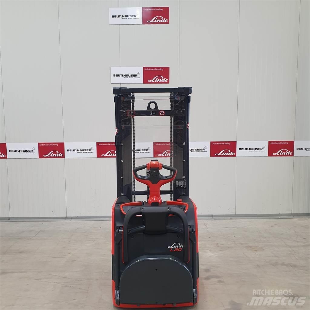 Linde L20APi Ročni električni viličar