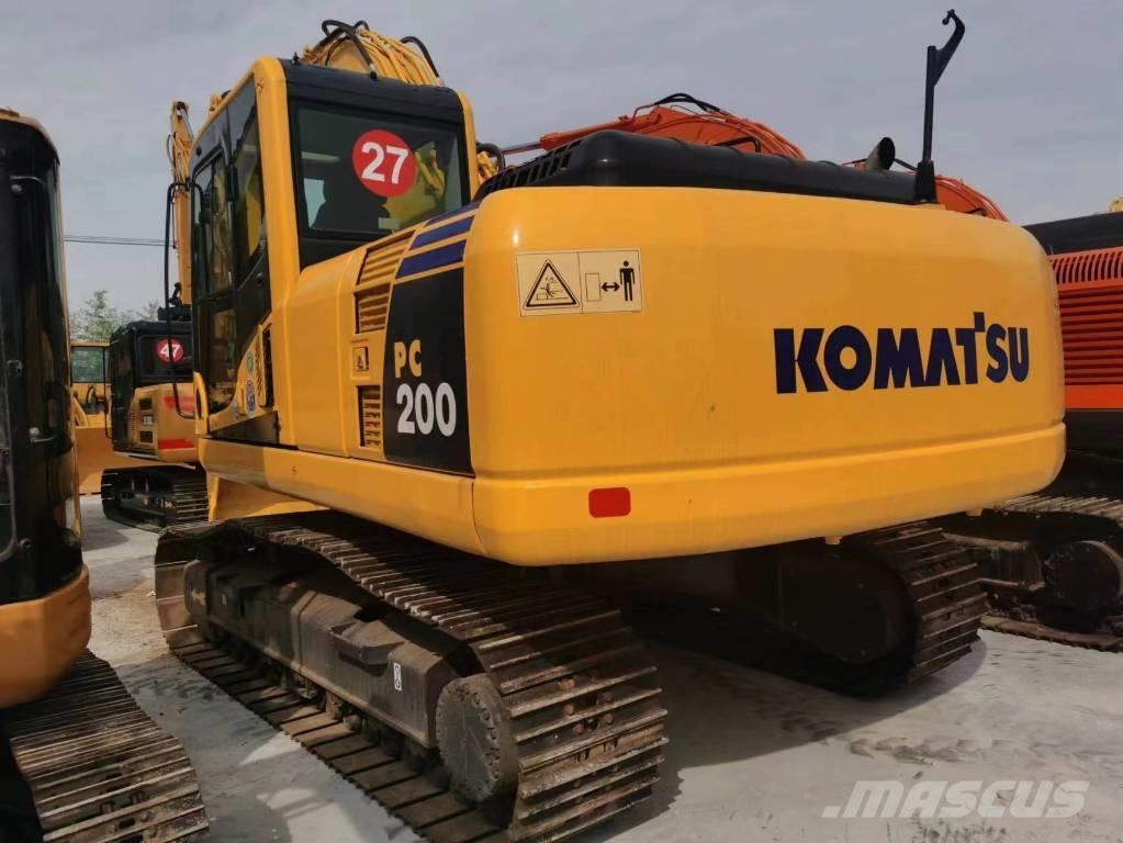 Komatsu PC 200-8 Bagri goseničarji