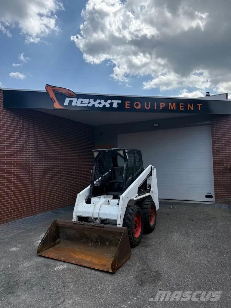 Bobcat S130 Skid steer mini nakladalci