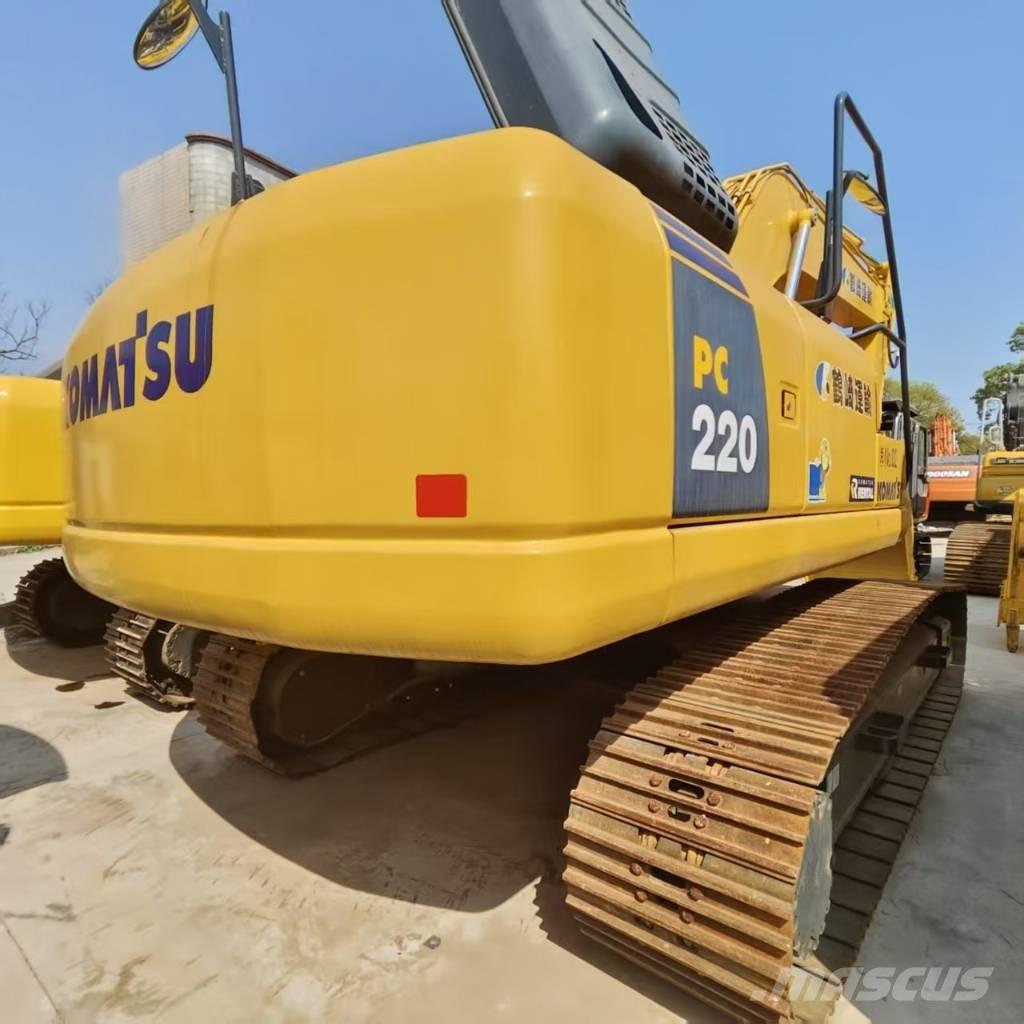 Komatsu PC 220-8 Bagri goseničarji