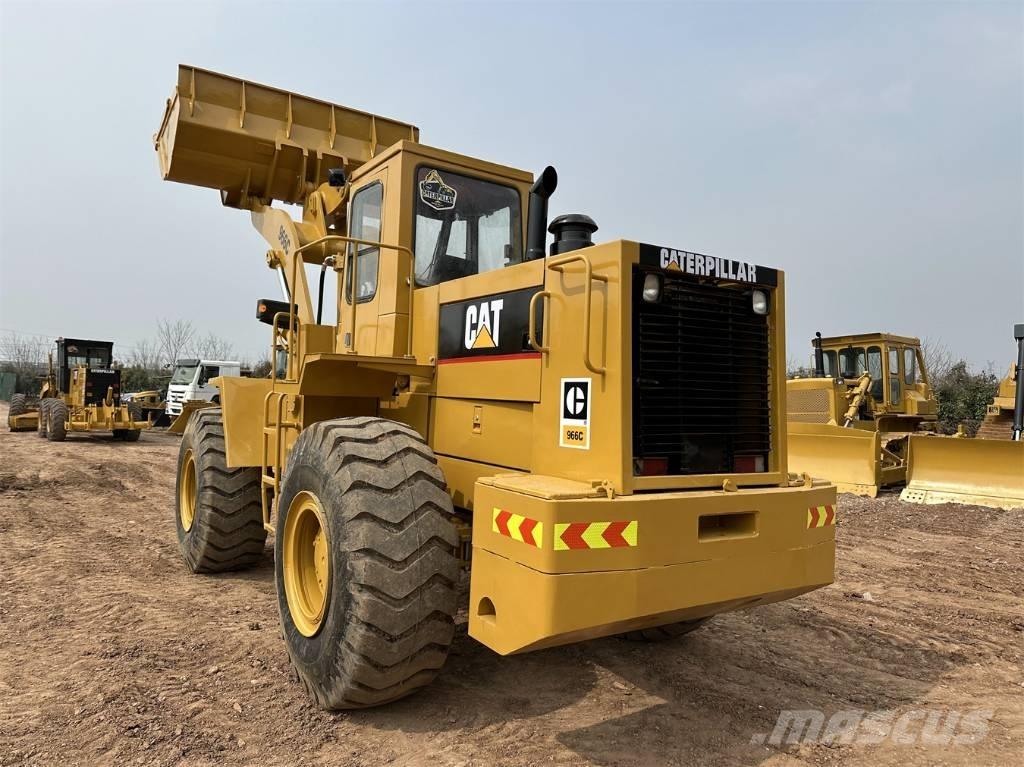 CAT 966 C Kolesni nakladalci