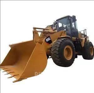 CAT 966L Kolesni nakladalci