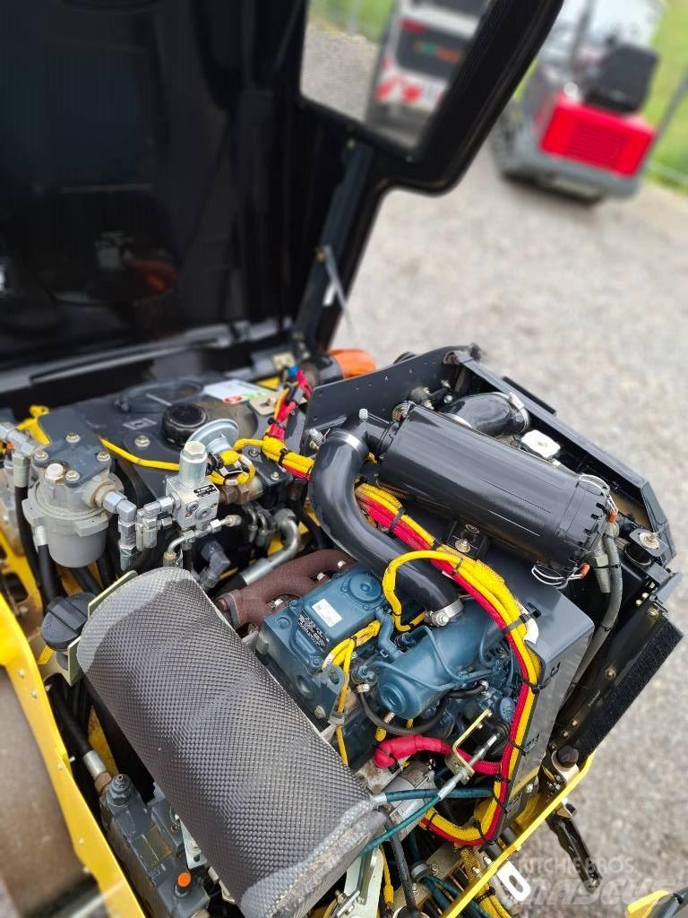 Bomag BW 120 AD-5 Dvojni valjarji