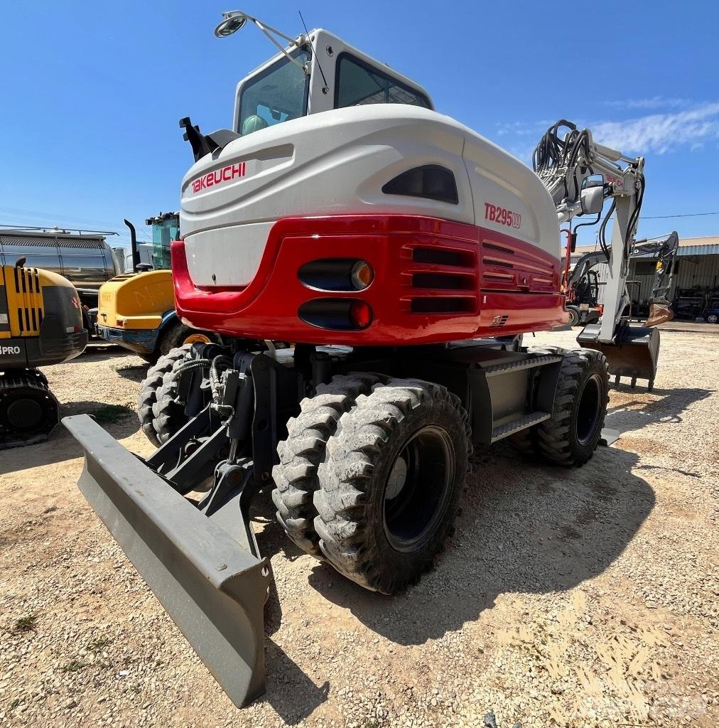 Takeuchi TB 295 W Bagri na kolesih