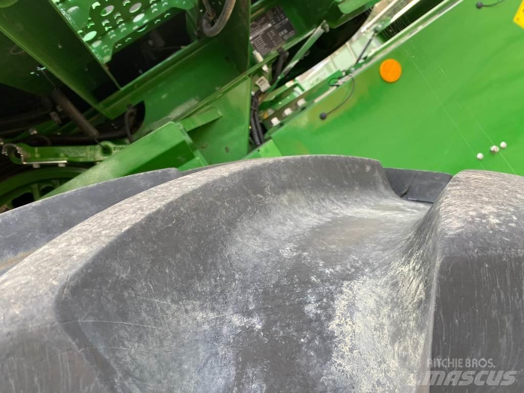 John Deere T560 HM Kombajni