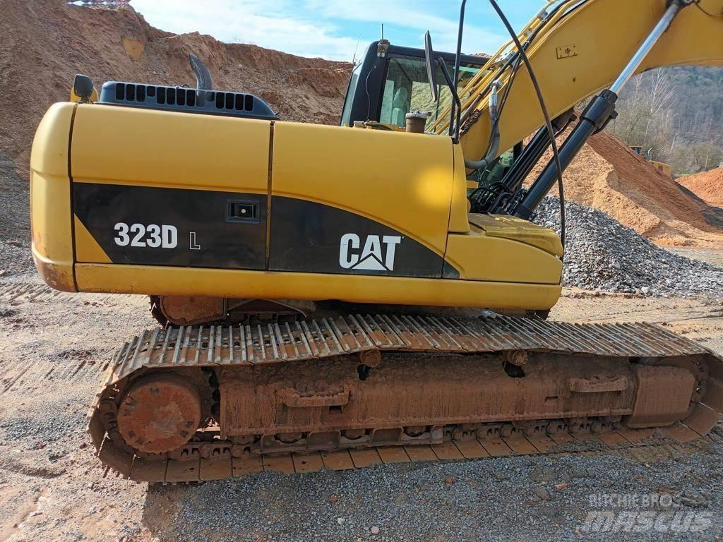 CAT 323 DL Bagri goseničarji