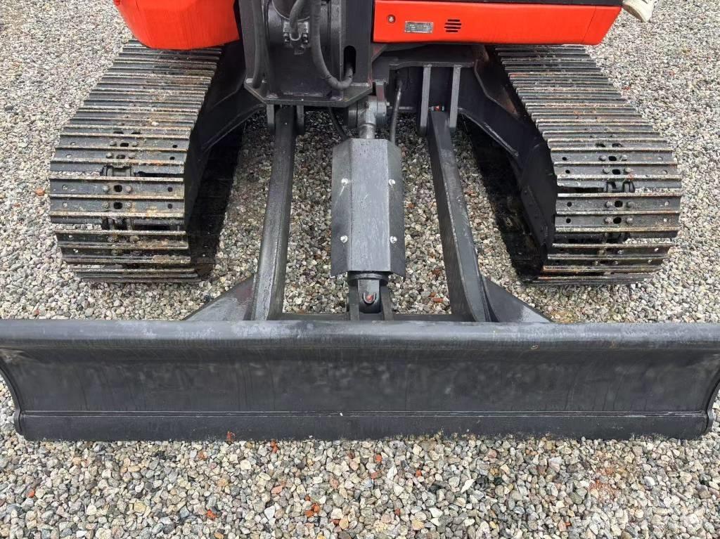Kubota KX 183 Mini bagri <7t