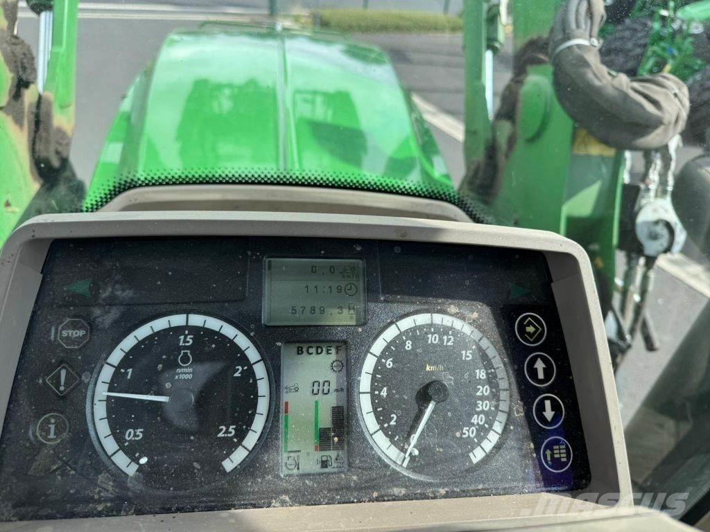 John Deere 6110M Traktorji