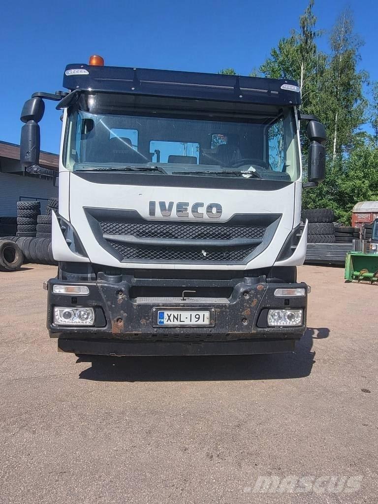 Iveco Stralis-360 Tovornjaki za prevoz avtomobilov z vitlom