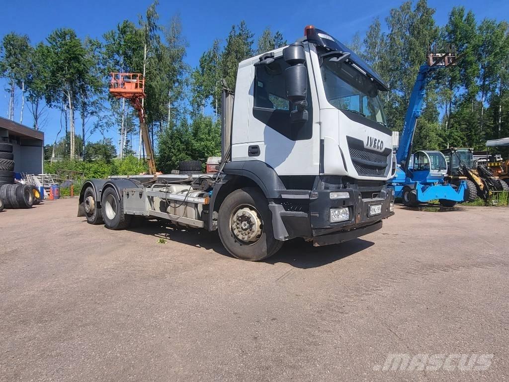 Iveco Stralis-360 Tovornjaki za prevoz avtomobilov z vitlom