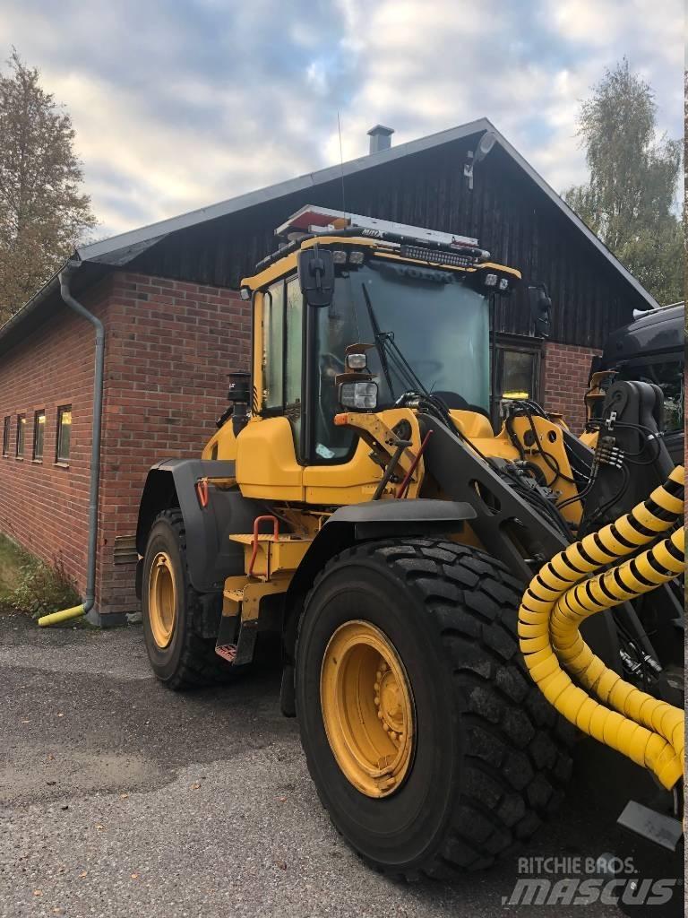 Volvo L90H Kolesni nakladalci