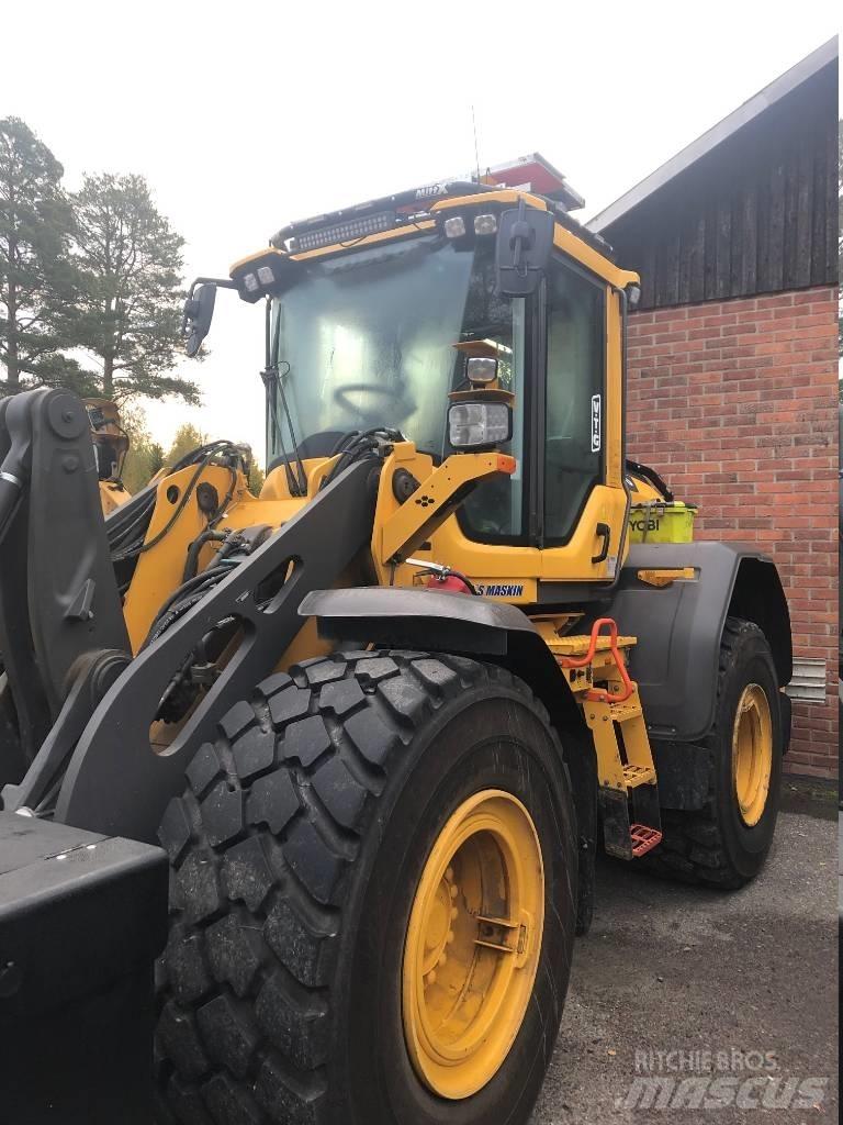 Volvo L90H Kolesni nakladalci