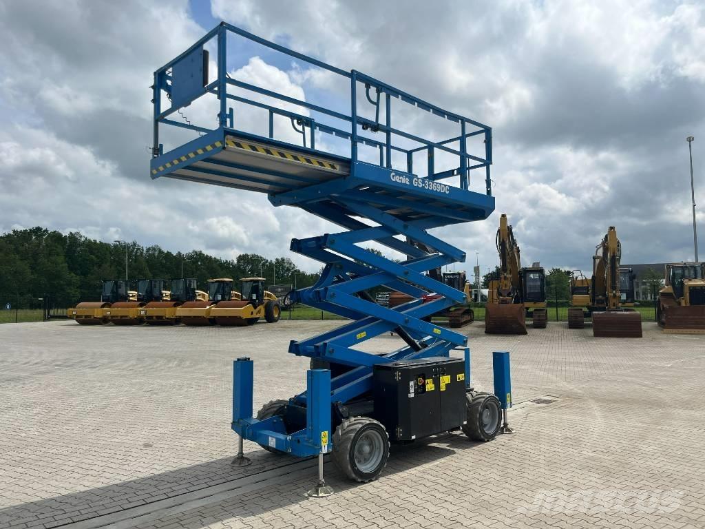 Genie GS 3369 DC Škarjaste dvižne ploščadi