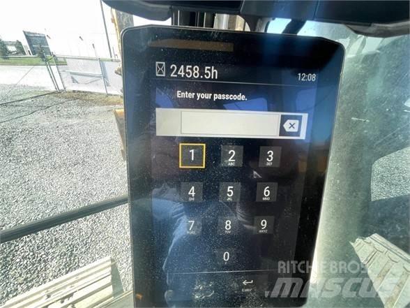 CAT 320 Bagri goseničarji