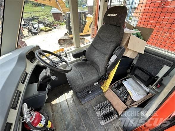 Doosan DA30 Zglobni demperji