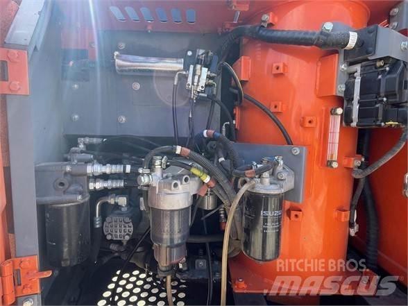 Hitachi ZX120 Bagri goseničarji