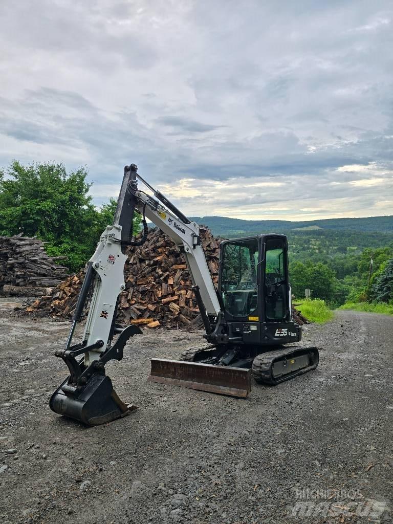 Bobcat E35 Mini bagri <7t