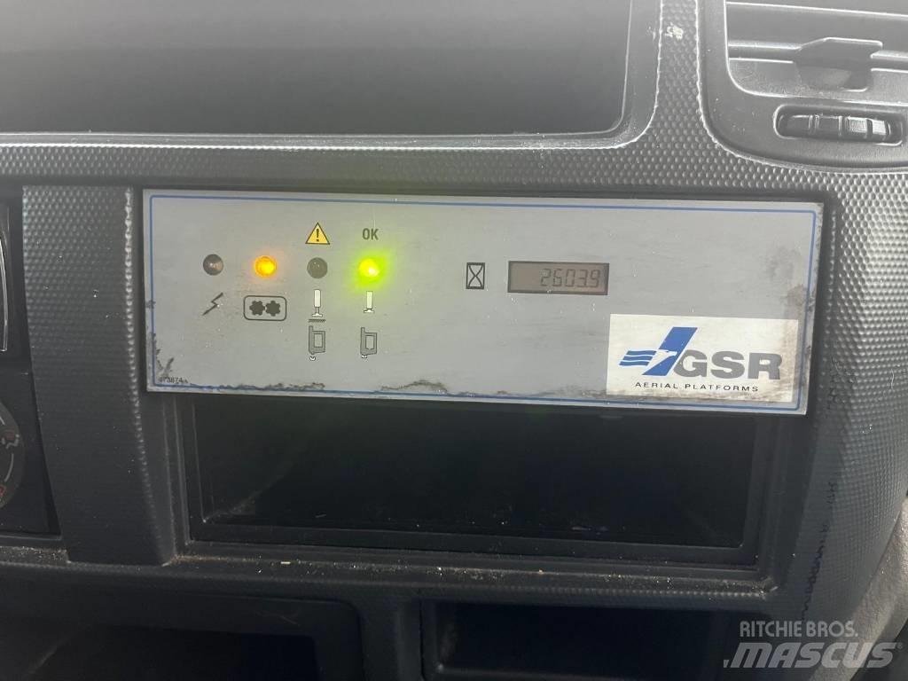 Nissan GSR B200PX Vertikalna dvigala