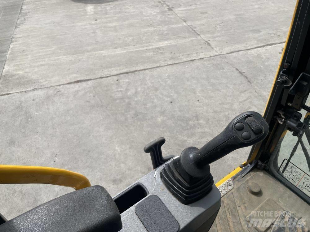 JCB 140 X Bagri goseničarji