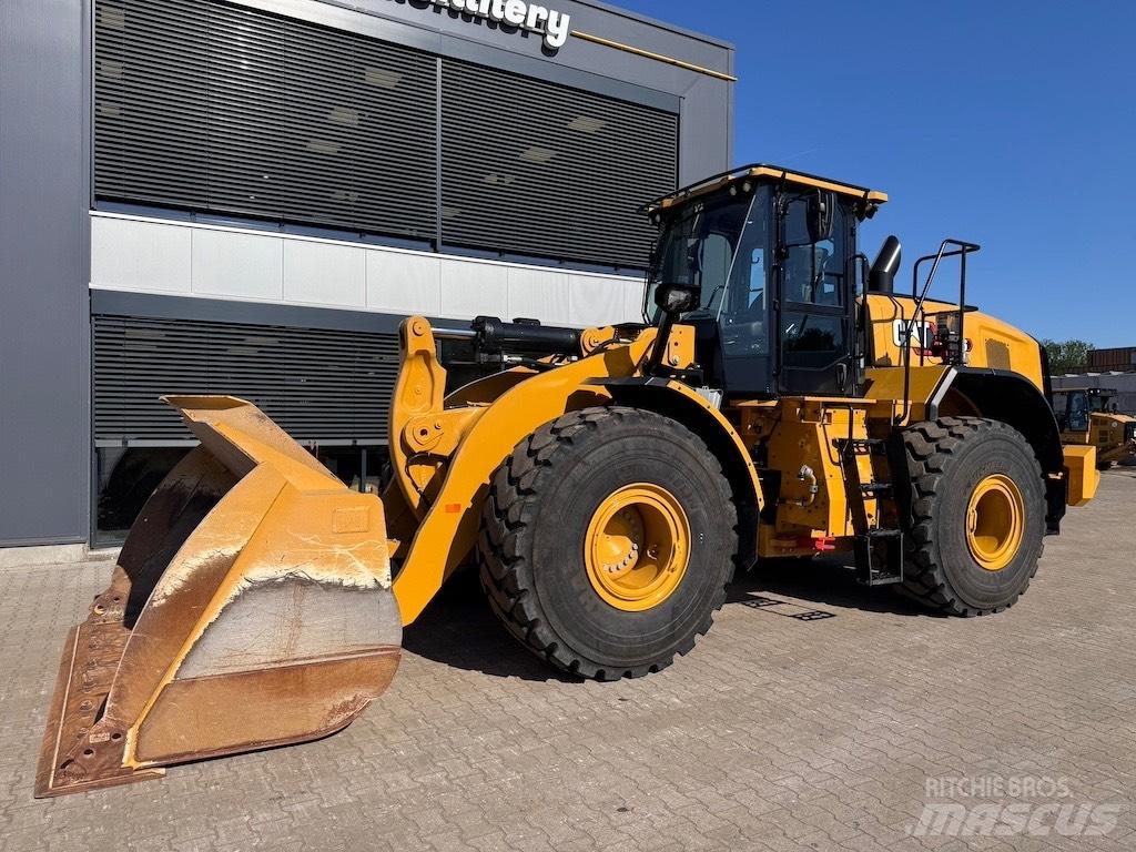 CAT 966 Kolesni nakladalci