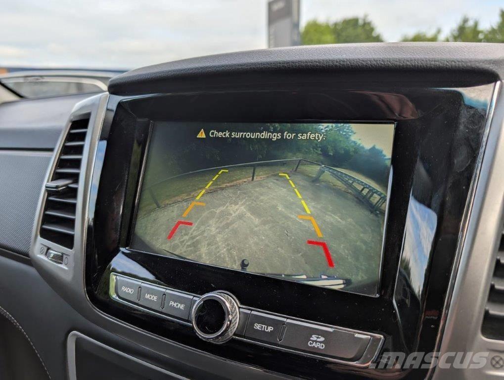 Ssangyong Musso Avtomobili