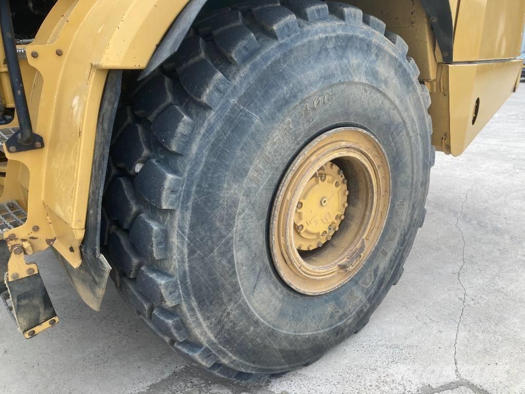 CAT 745 Zglobni demperji