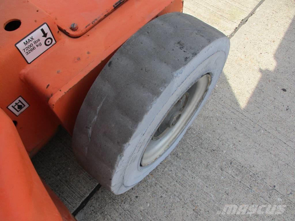 JLG E400 AJPN (745) Zglobne samohodne dvižne ploščadi